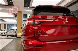 ميتسوبيشي اوتلاندر